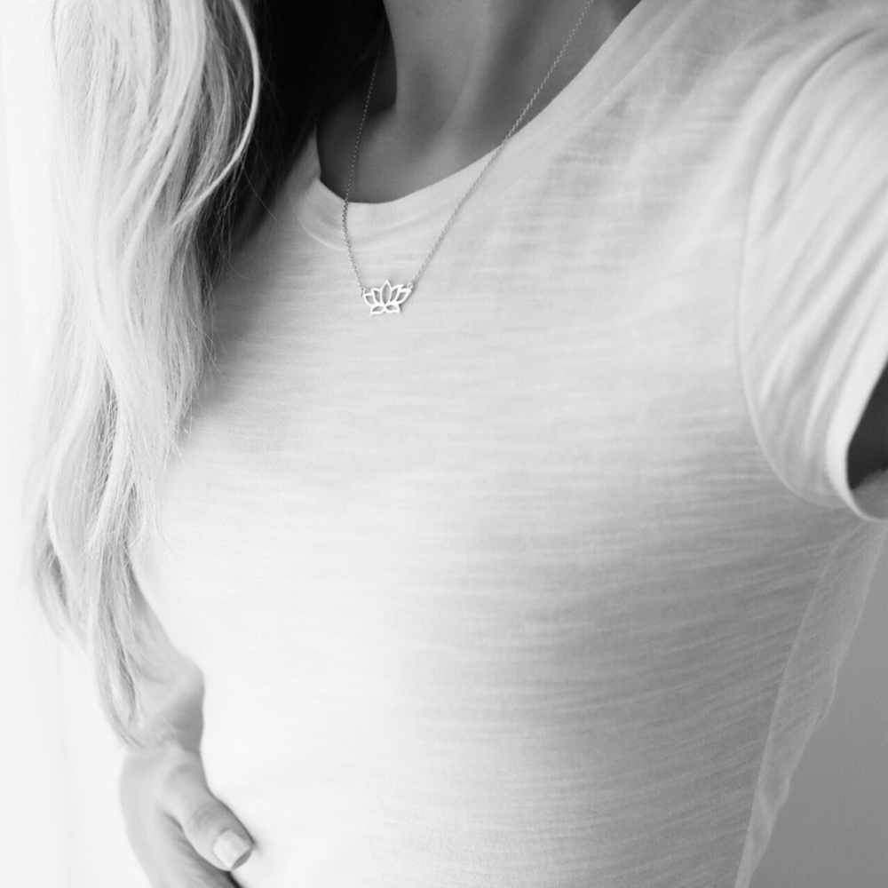 Lotus Necklace | 925 Silver - Picture 2 of 6